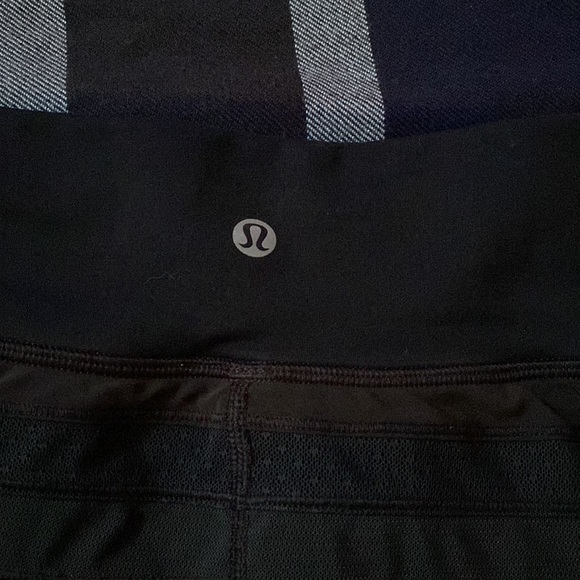 Lululemon Skirt - Picture 4 of 5